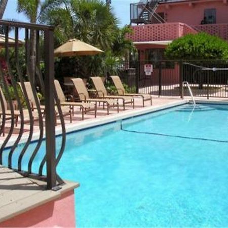 Away Inn Lauderdale-by-the-Sea Съоръжения снимка